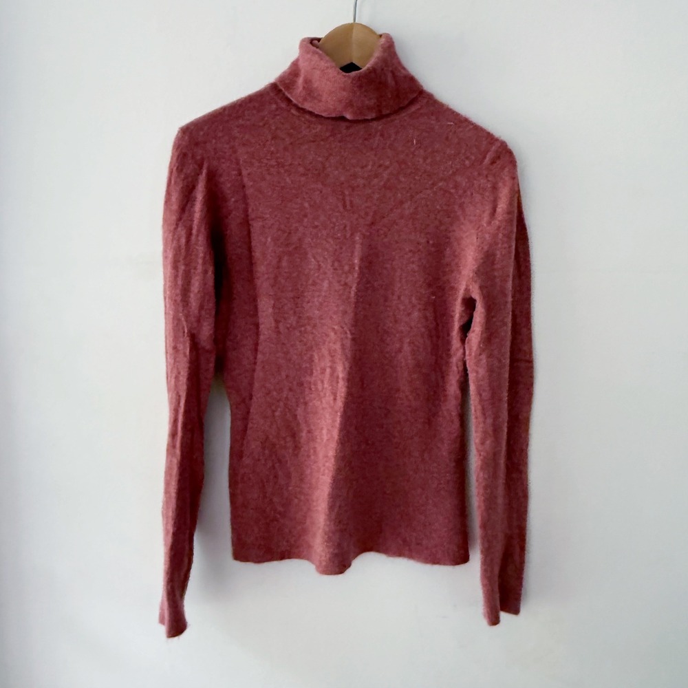 Garnet Hill Turtleneck Sweater Womens Medium Pink 100% Cashmere Sustainable